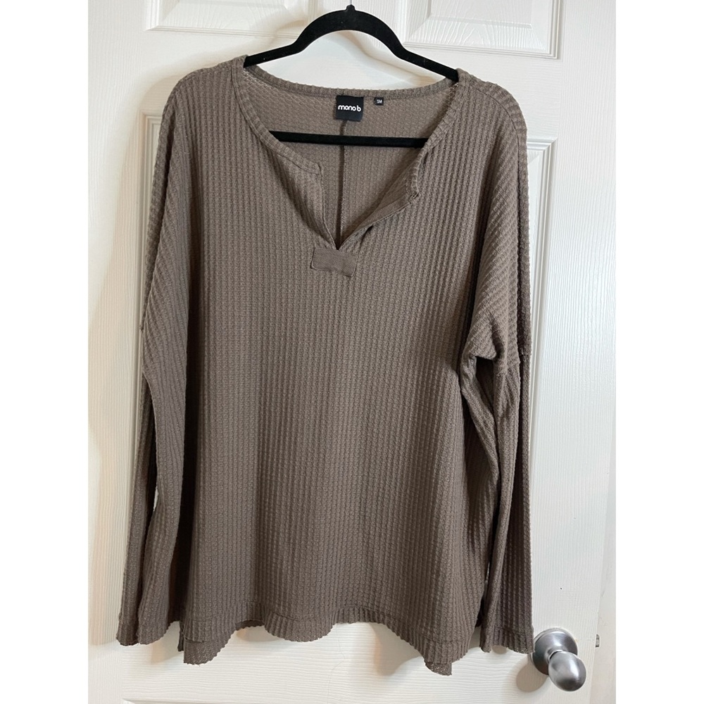 Small oversized waffle sweater, brand new!